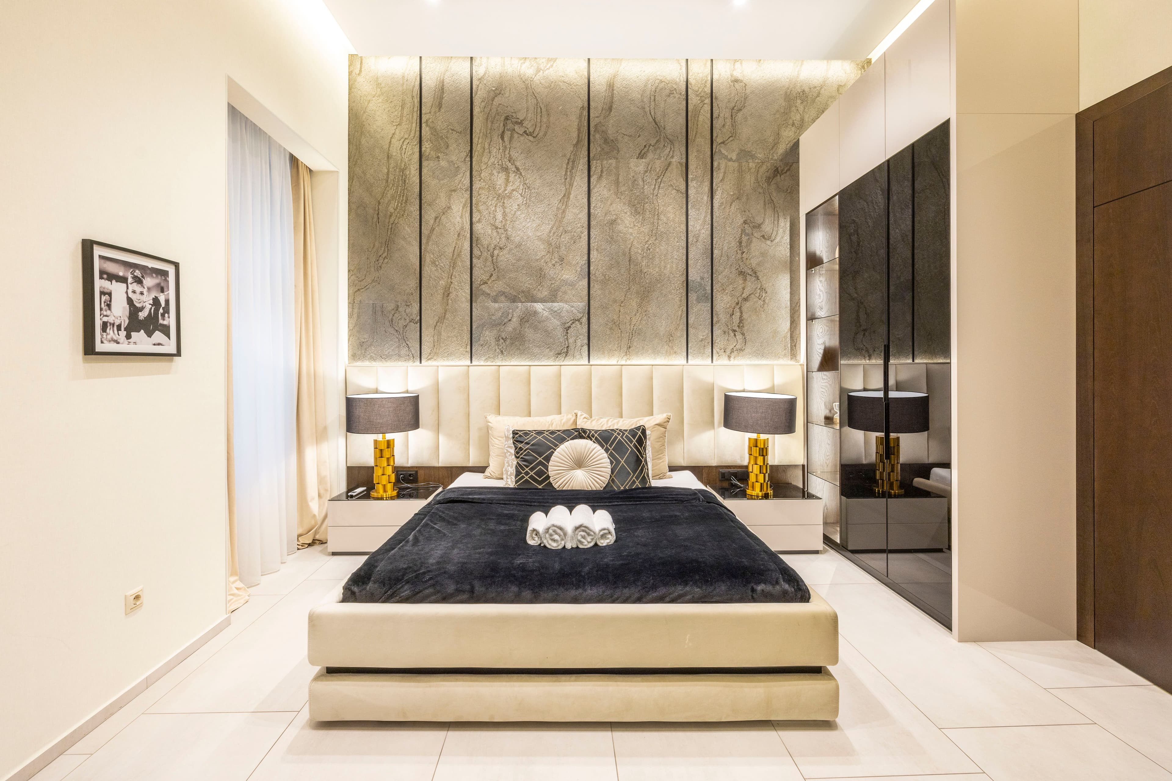 High-End Luxurious Apartment